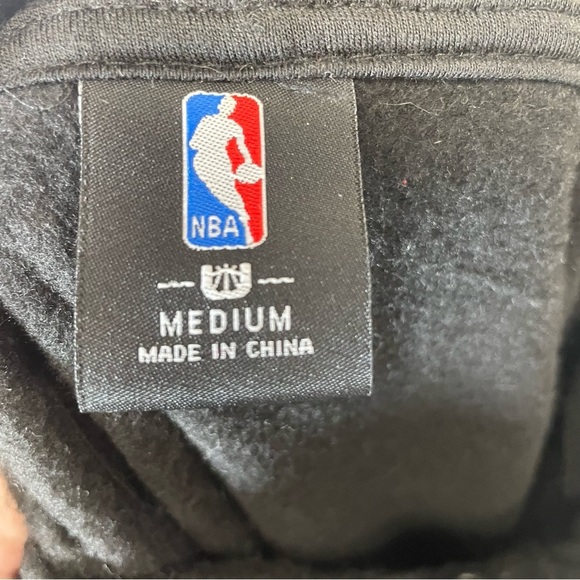 NBA Portland Blazers women’s fleece sweatshirt pullover medium - Picture 8 of 9